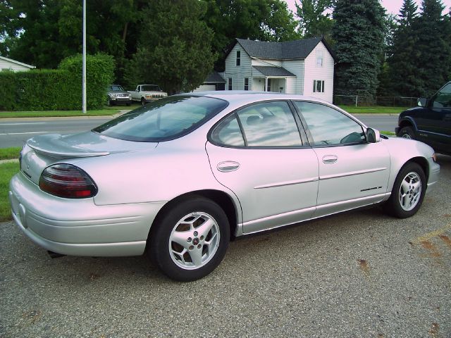 2003 Pontiac Grand Prix SE