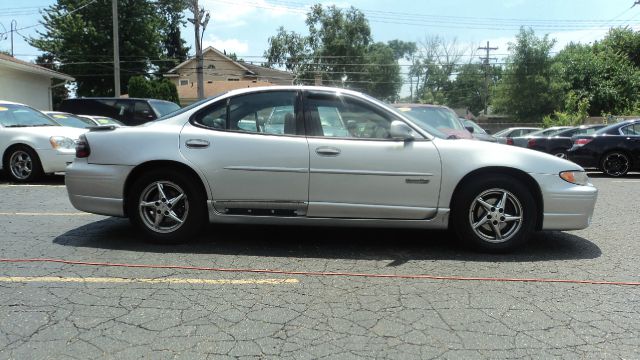 2003 Pontiac Grand Prix LS Flex Fuel 4x4 This Is One Of Our Best Bargains