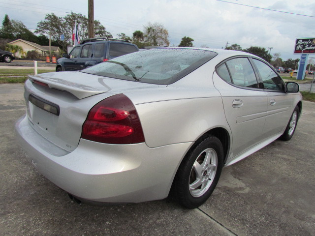 2004 Pontiac Grand Prix 4WD Supercrew Styleside 5-1/2 Ft Box XLT