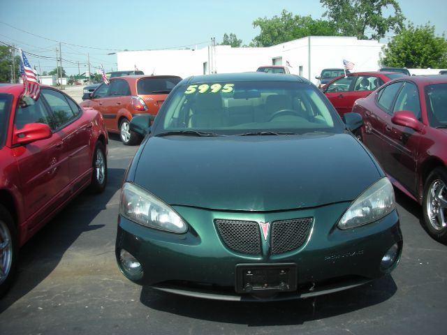 2004 Pontiac Grand Prix 4WD Supercrew Styleside 5-1/2 Ft Box XLT