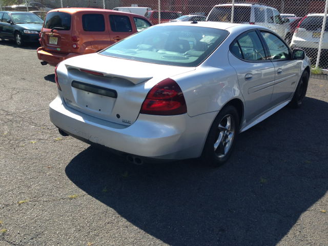 2004 Pontiac Grand Prix Short Box Standard