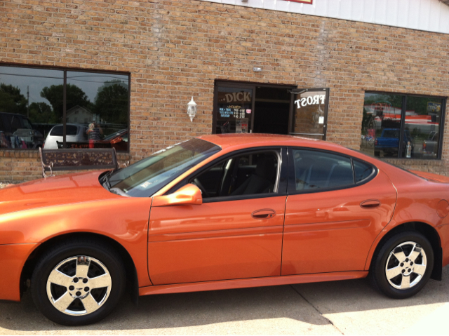 2004 Pontiac Grand Prix 4WD Supercrew Styleside 5-1/2 Ft Box XLT