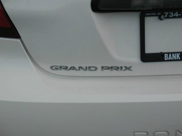 2004 Pontiac Grand Prix 4WD Supercrew Styleside 5-1/2 Ft Box XLT