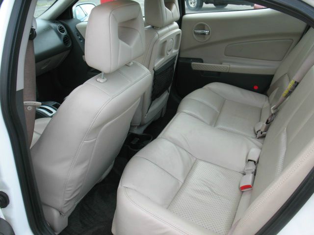 2004 Pontiac Grand Prix 4WD Supercrew Styleside 5-1/2 Ft Box XLT