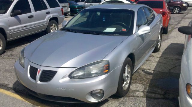 2004 Pontiac Grand Prix 4WD Supercrew Styleside 5-1/2 Ft Box XLT
