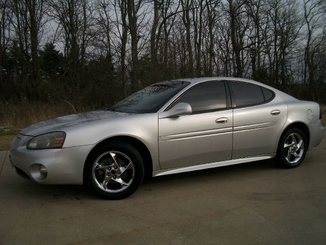 2004 Pontiac Grand Prix Short Box Standard