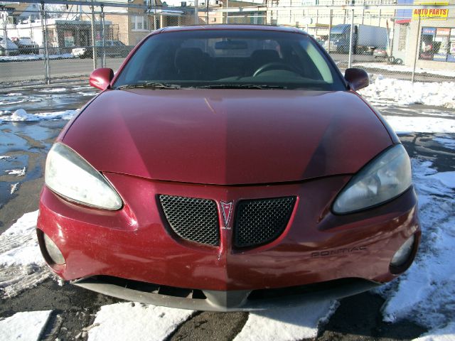 2004 Pontiac Grand Prix 4WD Supercrew Styleside 5-1/2 Ft Box XLT