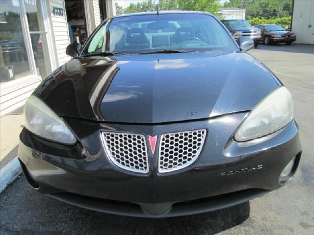2004 Pontiac Grand Prix 5dr Wgn 2.7T Quattro AWD Man
