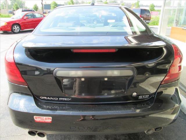 2004 Pontiac Grand Prix 5dr Wgn 2.7T Quattro AWD Man