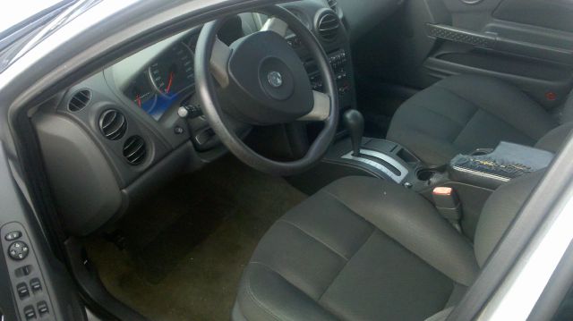 2004 Pontiac Grand Prix 4WD Supercrew Styleside 5-1/2 Ft Box XLT