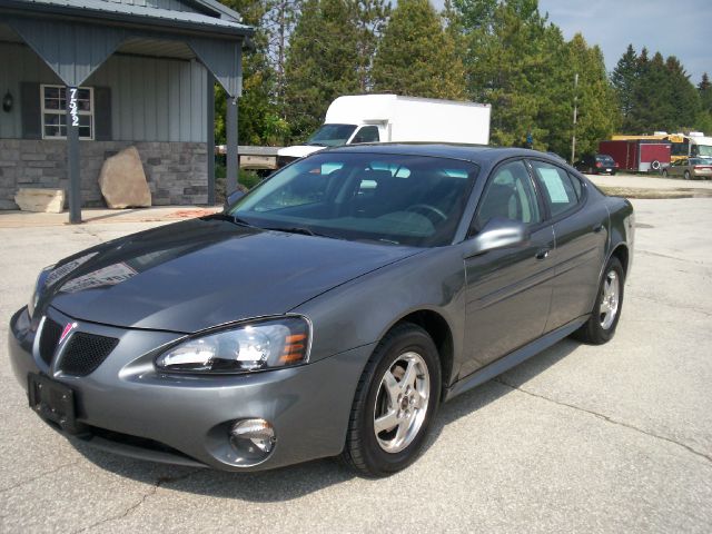 2004 Pontiac Grand Prix 4WD Supercrew Styleside 5-1/2 Ft Box XLT