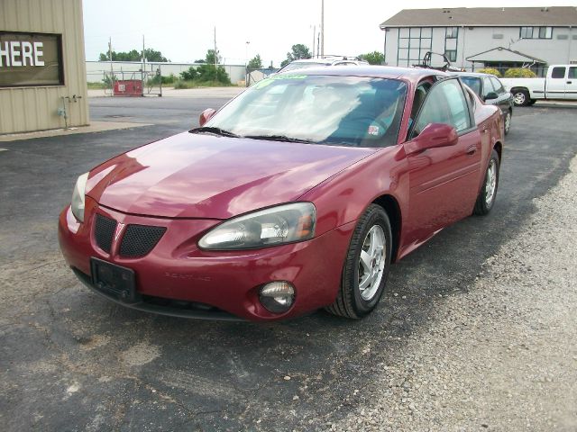 2004 Pontiac Grand Prix 4WD Supercrew Styleside 5-1/2 Ft Box XLT