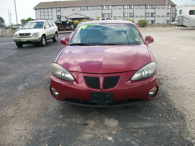 2004 Pontiac Grand Prix 4WD Supercrew Styleside 5-1/2 Ft Box XLT