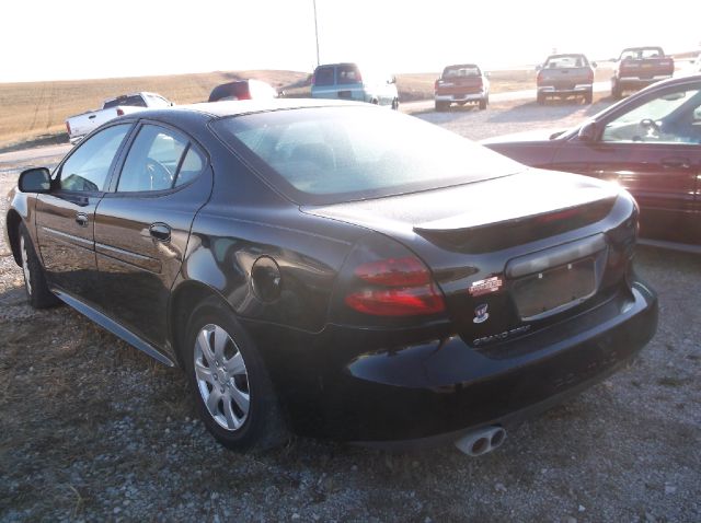 2004 Pontiac Grand Prix 4WD Supercrew Styleside 5-1/2 Ft Box XLT