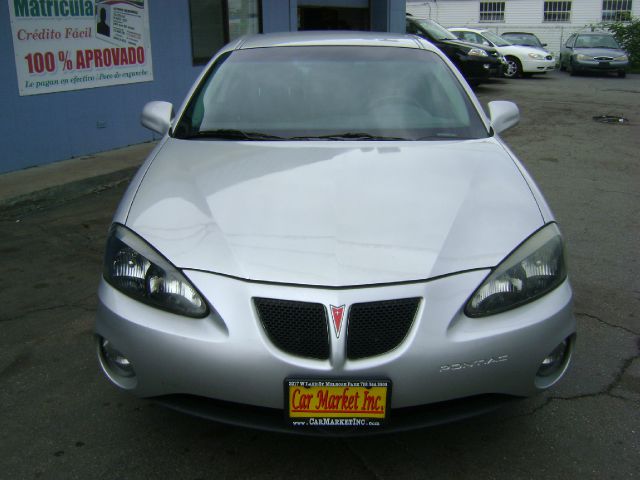 2004 Pontiac Grand Prix 4WD Supercrew Styleside 5-1/2 Ft Box XLT
