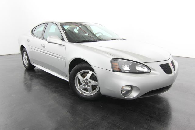 2004 Pontiac Grand Prix 4WD Supercrew Styleside 5-1/2 Ft Box XLT