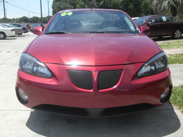 2004 Pontiac Grand Prix LS Flex Fuel 4x4 This Is One Of Our Best Bargains