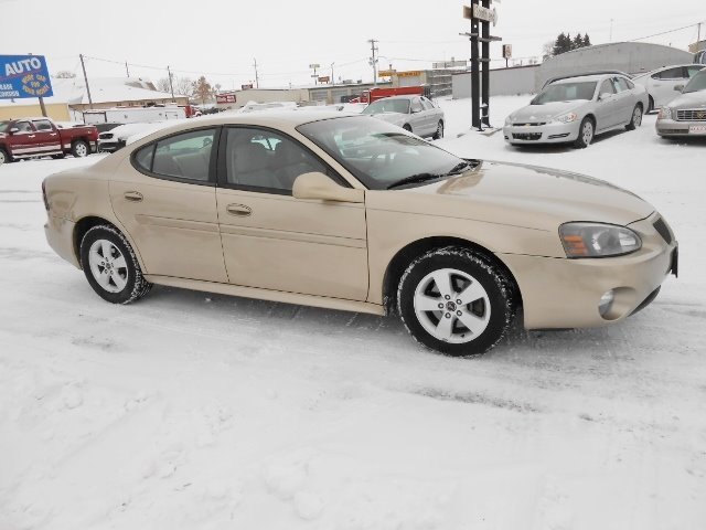 2004 Pontiac Grand Prix 4WD Supercrew Styleside 5-1/2 Ft Box XLT