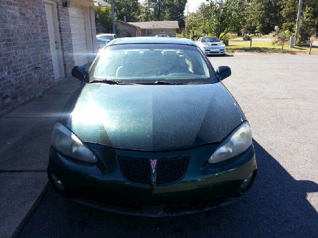 2004 Pontiac Grand Prix 4WD Supercrew Styleside 5-1/2 Ft Box XLT