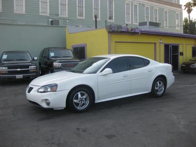 2004 Pontiac Grand Prix 4WD Supercrew Styleside 5-1/2 Ft Box XLT