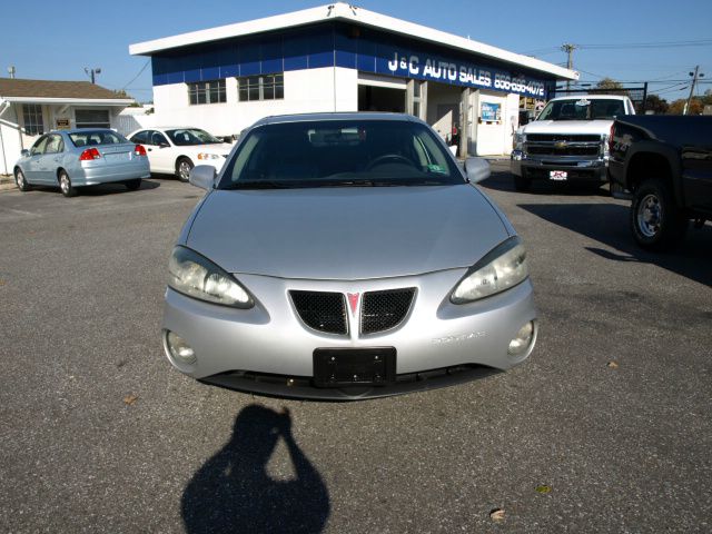 2004 Pontiac Grand Prix 4WD Supercrew Styleside 5-1/2 Ft Box XLT