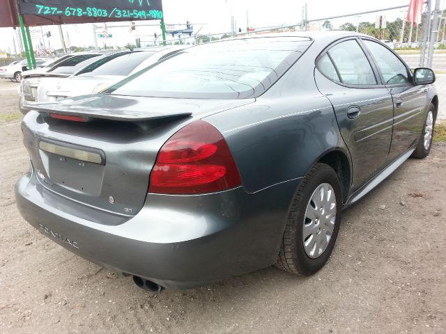 2004 Pontiac Grand Prix Base