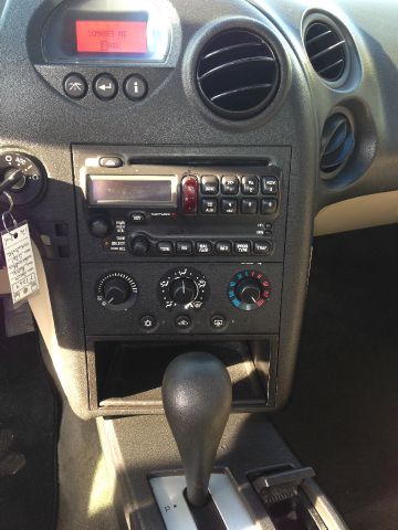 2004 Pontiac Grand Prix 4WD Supercrew Styleside 5-1/2 Ft Box XLT