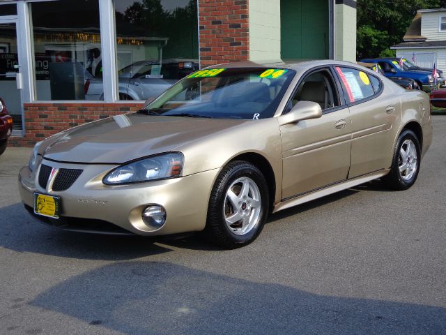 2004 Pontiac Grand Prix 4WD Supercrew Styleside 5-1/2 Ft Box XLT