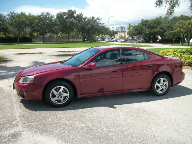 2004 Pontiac Grand Prix 4WD Supercrew Styleside 5-1/2 Ft Box XLT