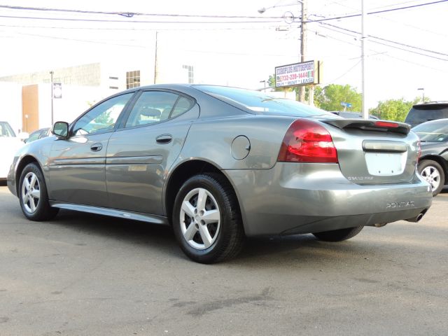 2005 Pontiac Grand Prix Base
