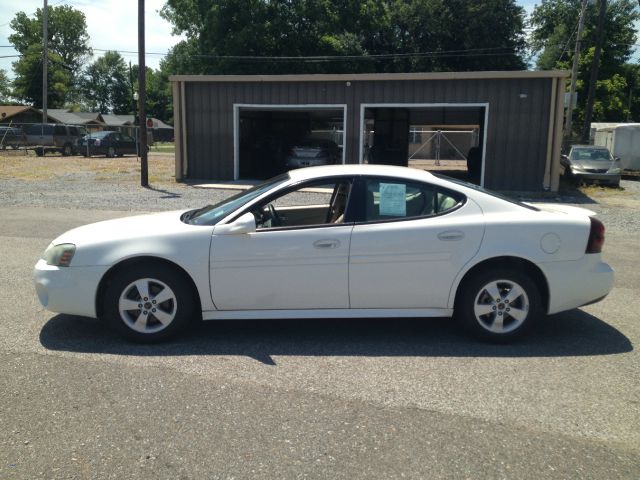 2005 Pontiac Grand Prix Base