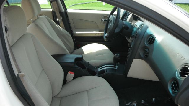 2005 Pontiac Grand Prix Base