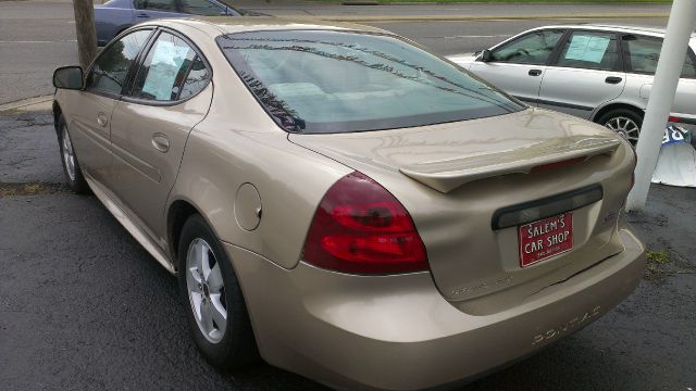 2005 Pontiac Grand Prix Base