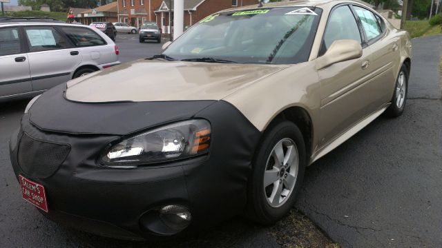 2005 Pontiac Grand Prix Base