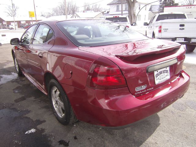 2005 Pontiac Grand Prix Base
