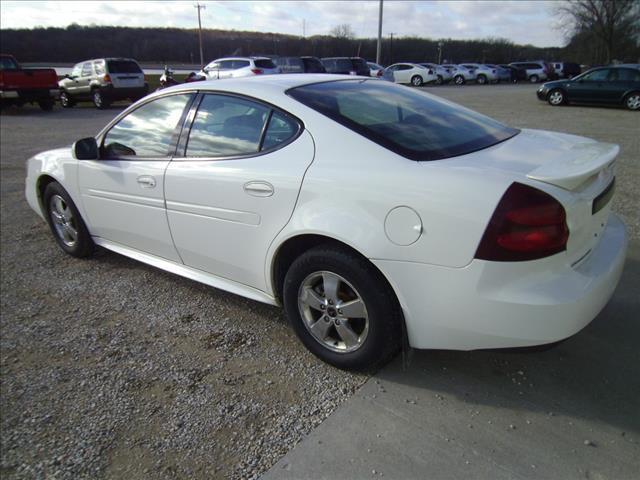 2005 Pontiac Grand Prix Base