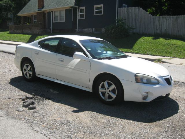 2005 Pontiac Grand Prix Base
