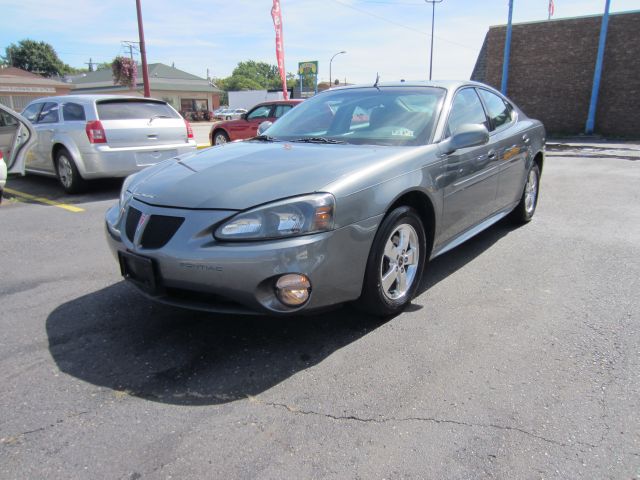 2005 Pontiac Grand Prix Base