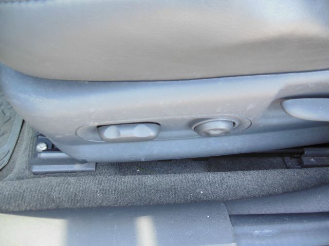 2005 Pontiac Grand Prix Short Box Standard