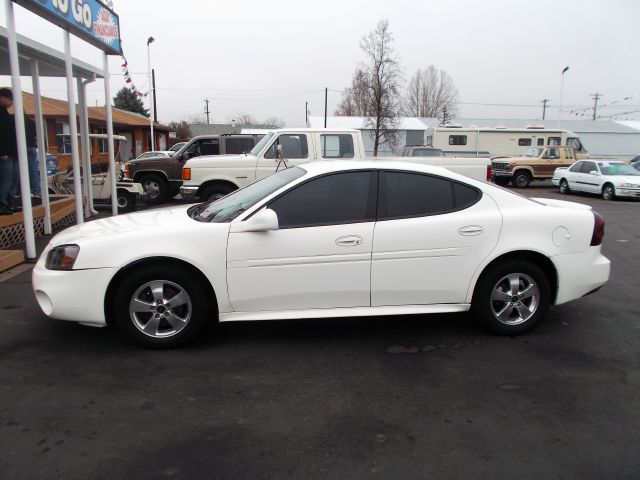 2005 Pontiac Grand Prix Base