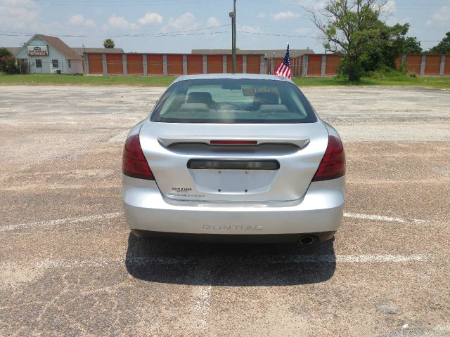 2005 Pontiac Grand Prix Base
