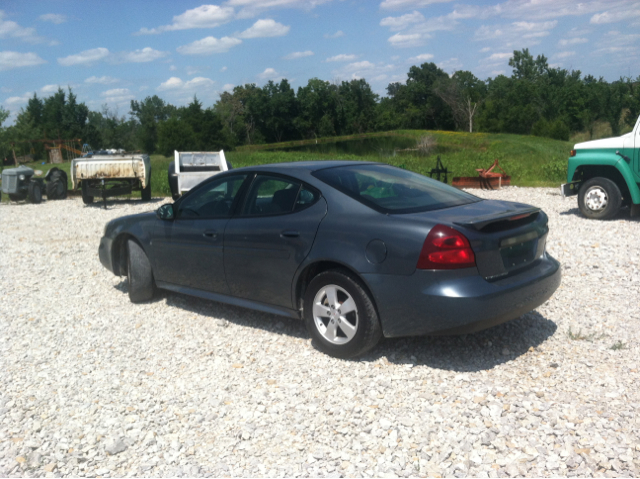 2006 Pontiac Grand Prix Base