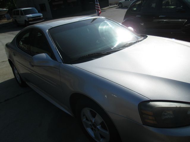 2006 Pontiac Grand Prix Base