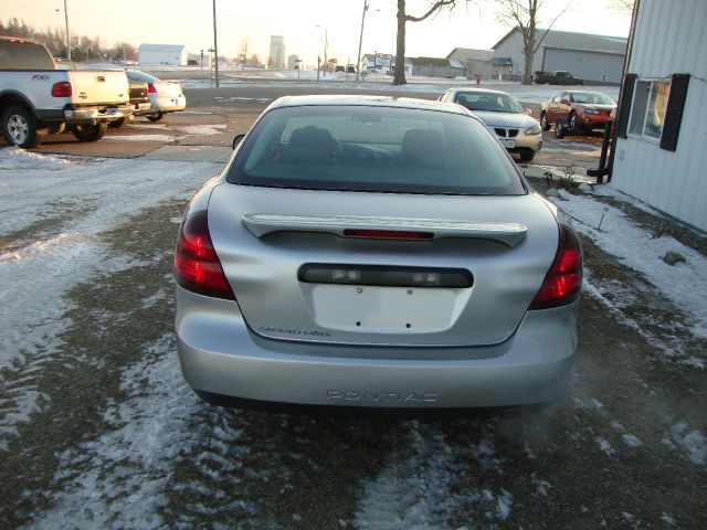 2006 Pontiac Grand Prix Base