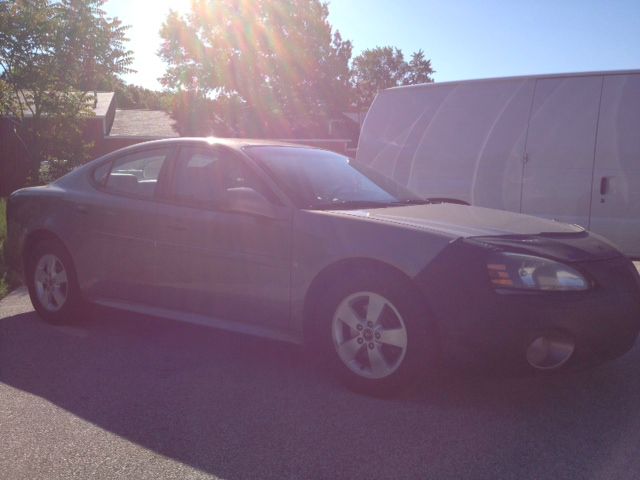 2006 Pontiac Grand Prix Base