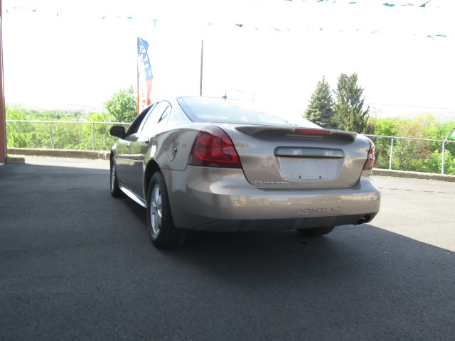 2006 Pontiac Grand Prix Base