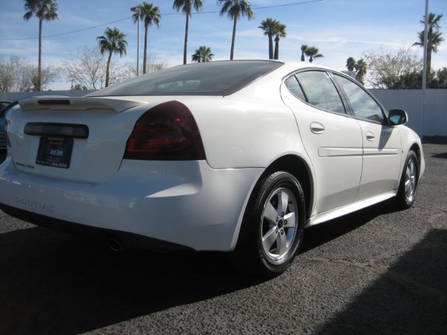 2006 Pontiac Grand Prix Base