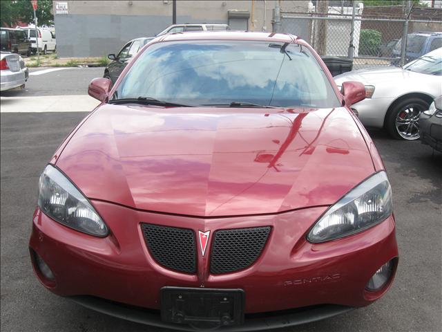 2006 Pontiac Grand Prix Unknown