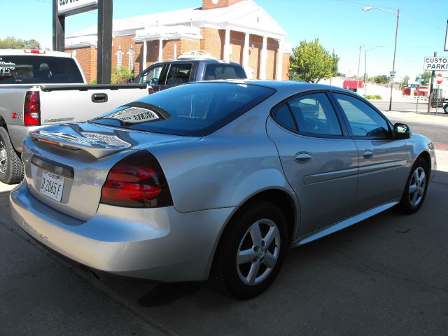 2006 Pontiac Grand Prix Base
