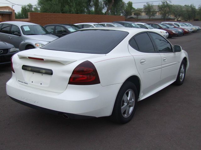 2006 Pontiac Grand Prix Base